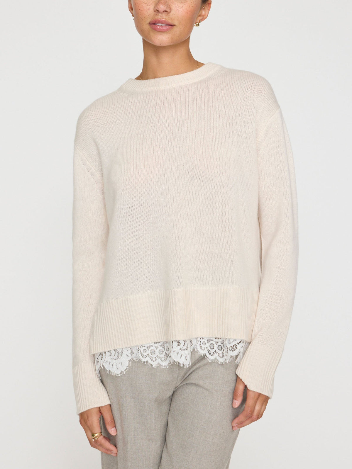 The marte lace looker