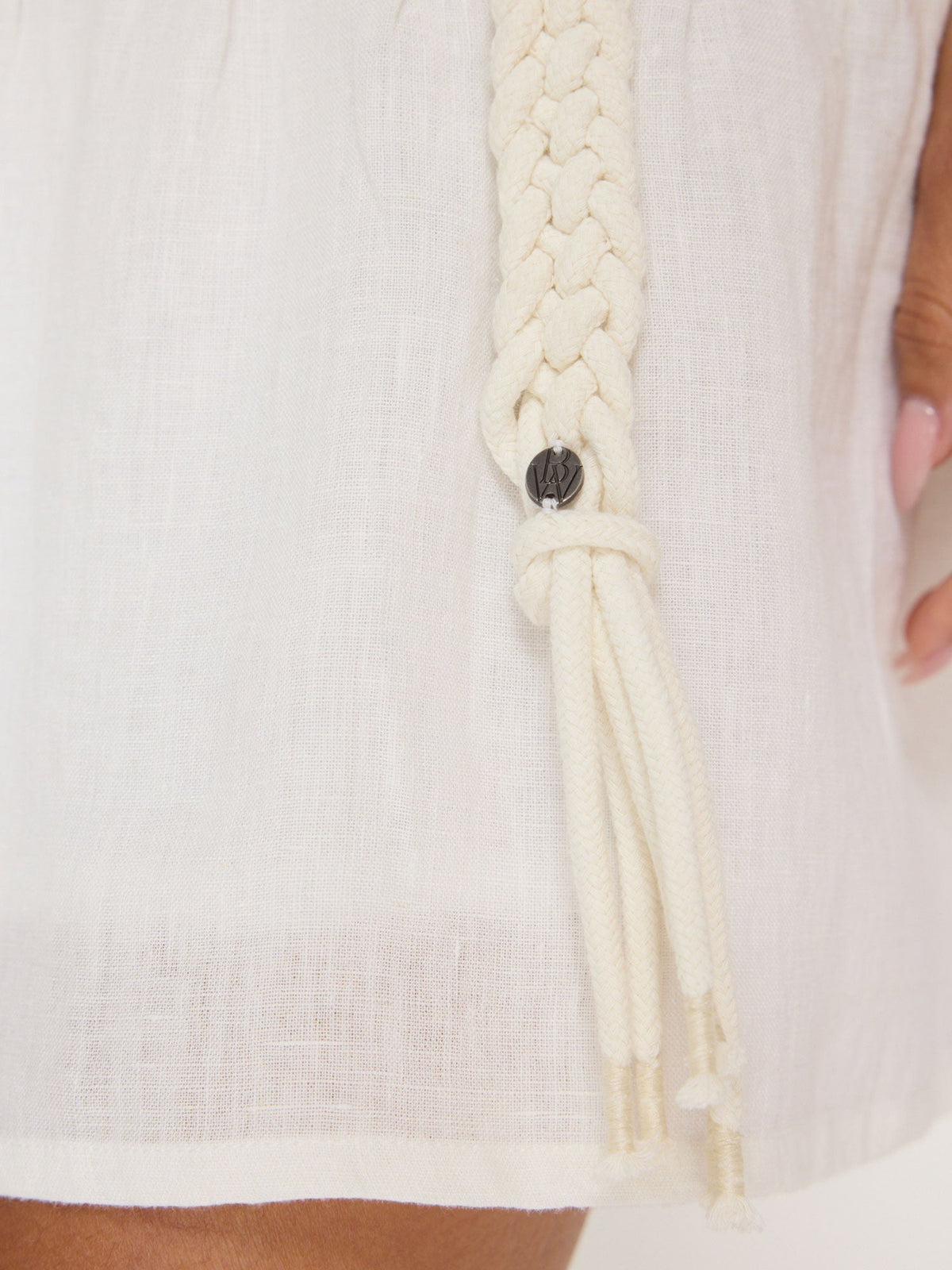 The macrame belt