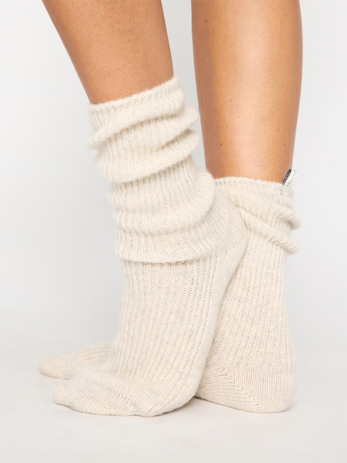The ribbed cashmere socks
