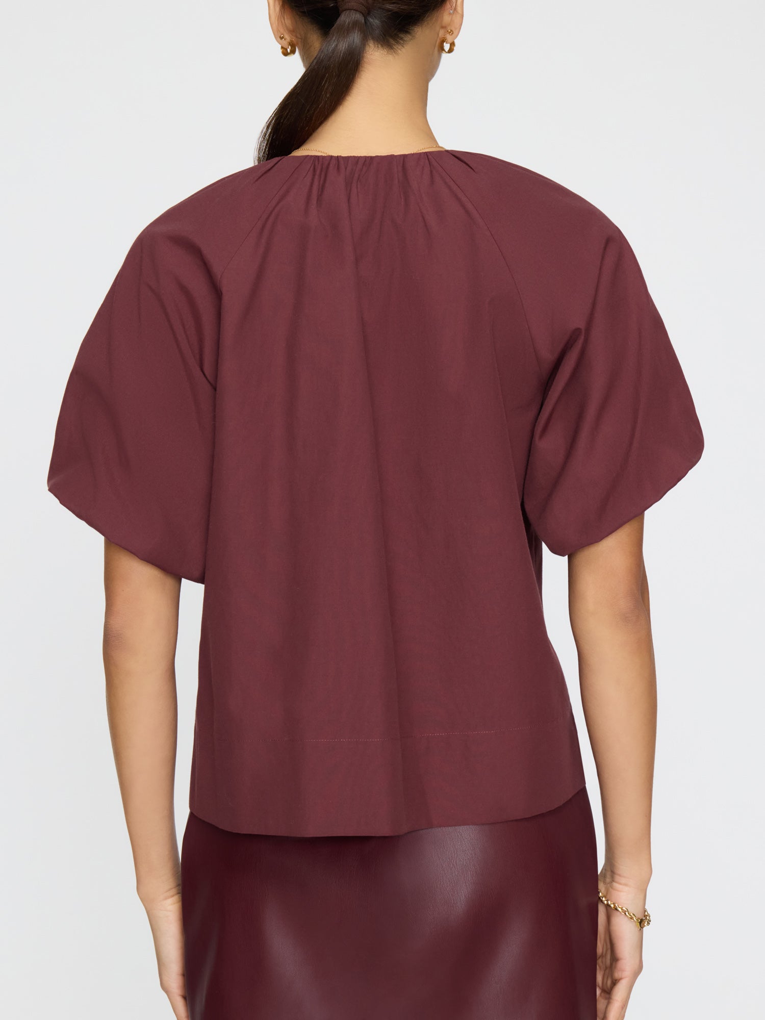 The hattie top