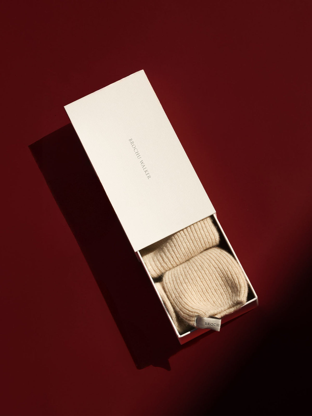 The ribbed cashmere socks