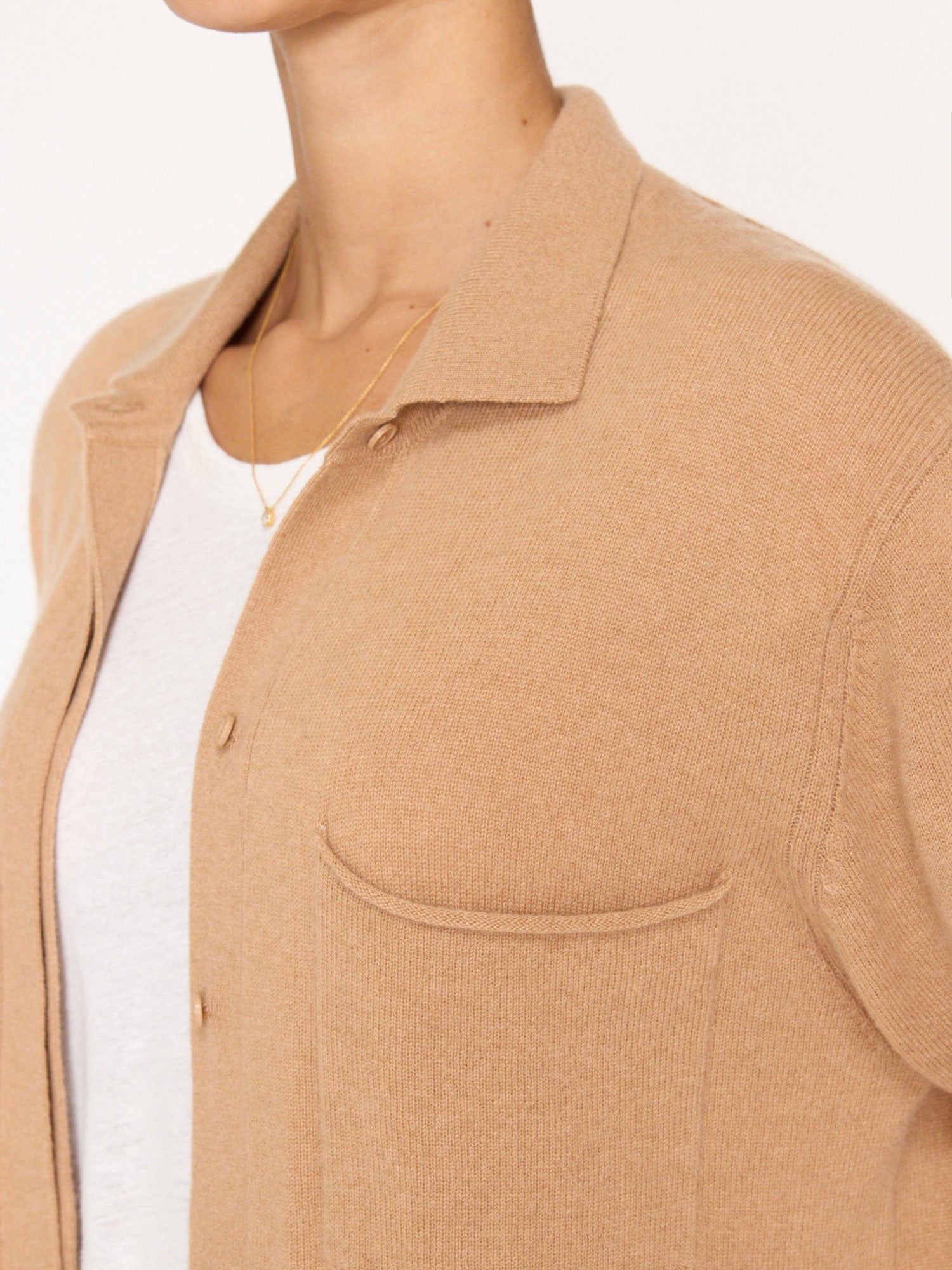 La chaqueta camisera de cachemir Andre Luxe