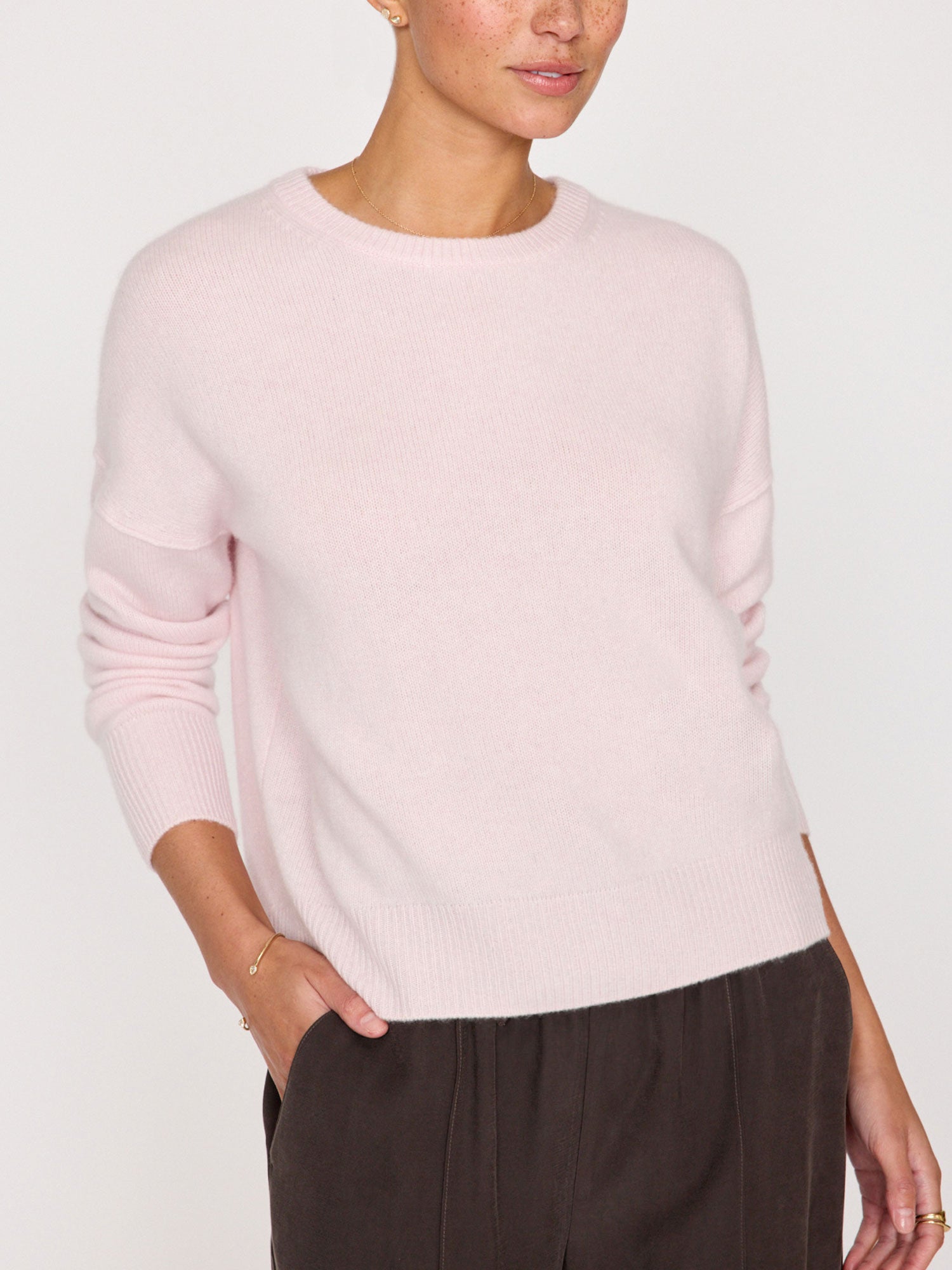 The everyday cashmere bright crew