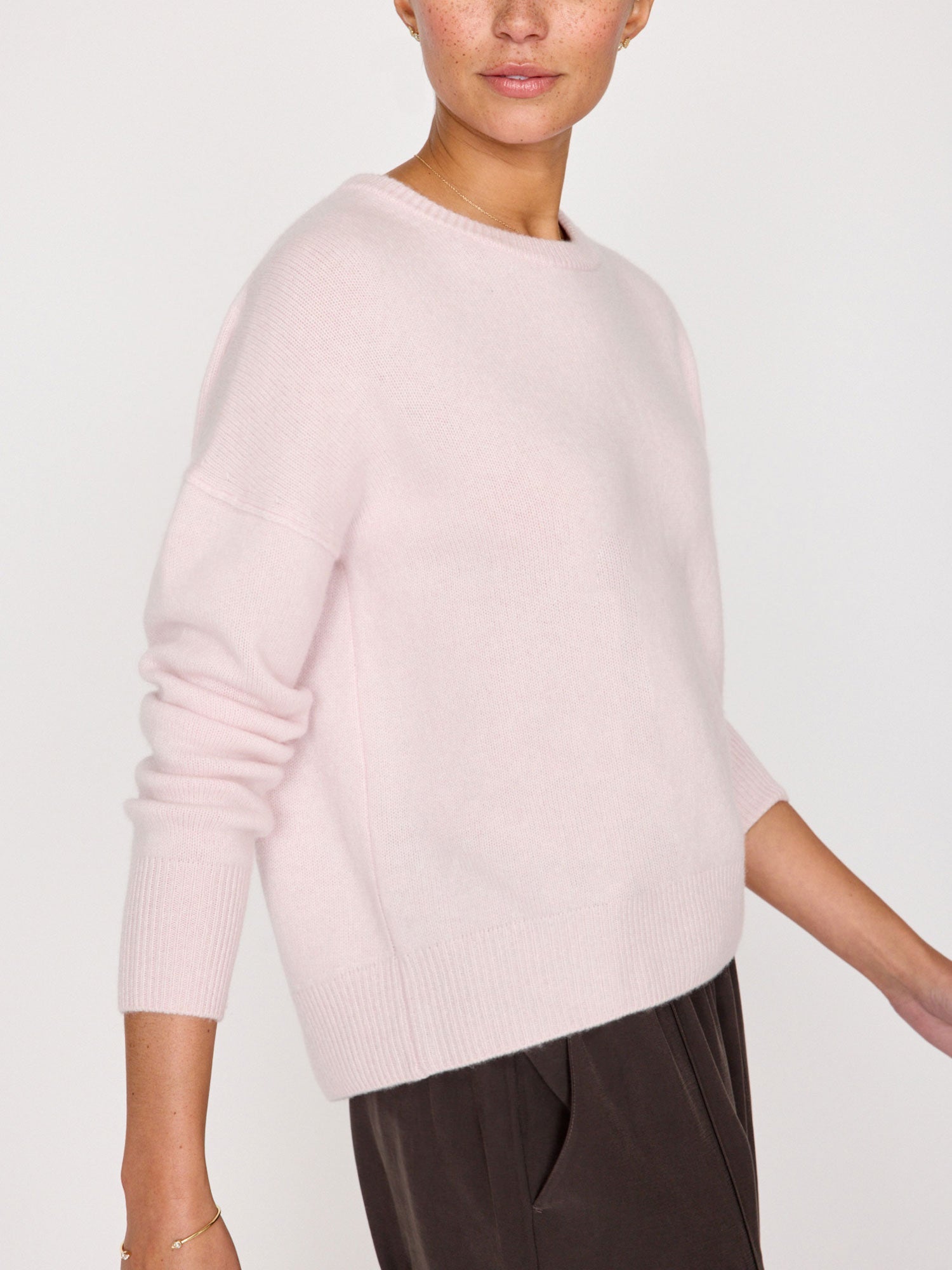 The everyday cashmere bright crew