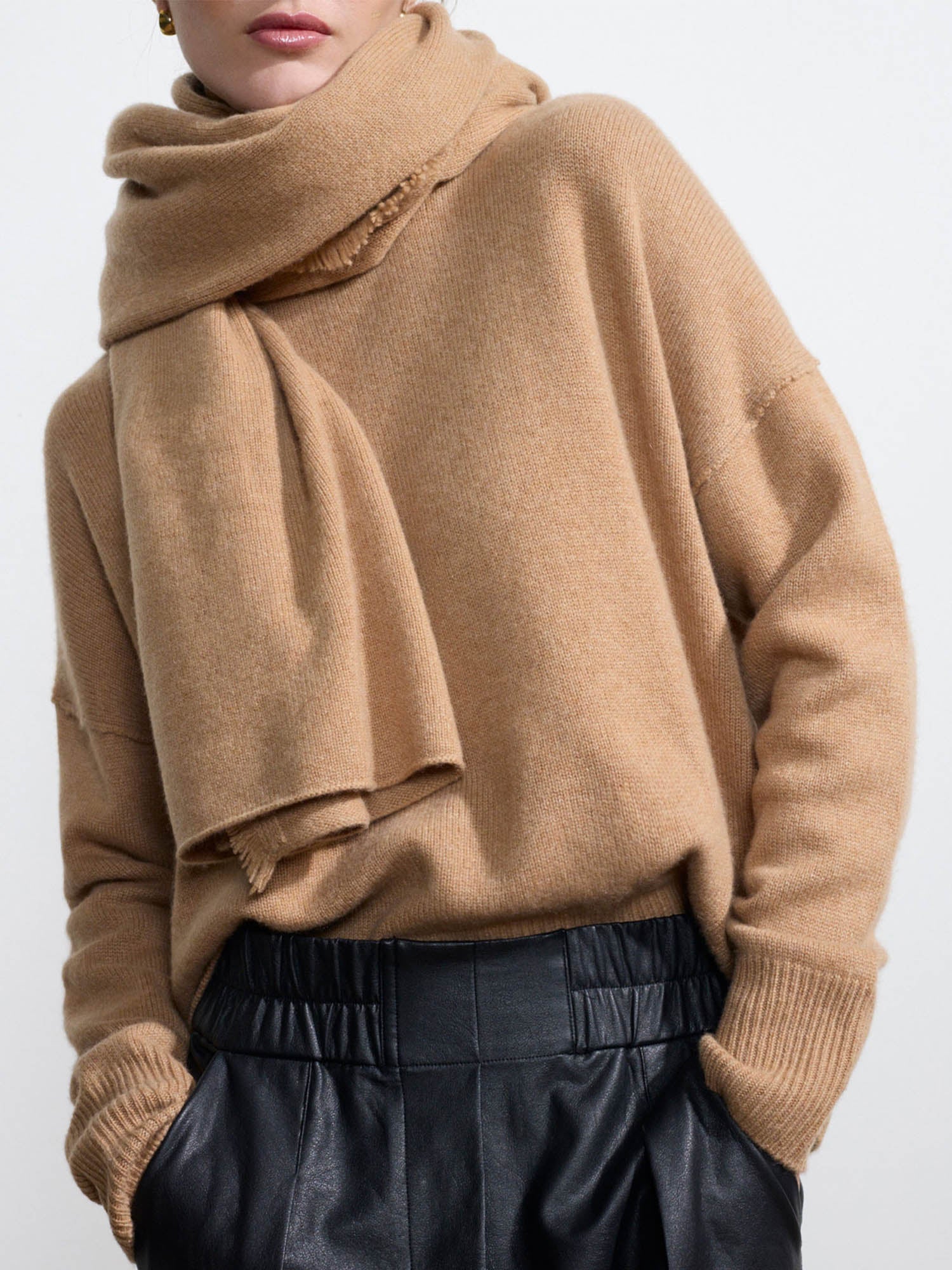 The cashmere fringe wrap
