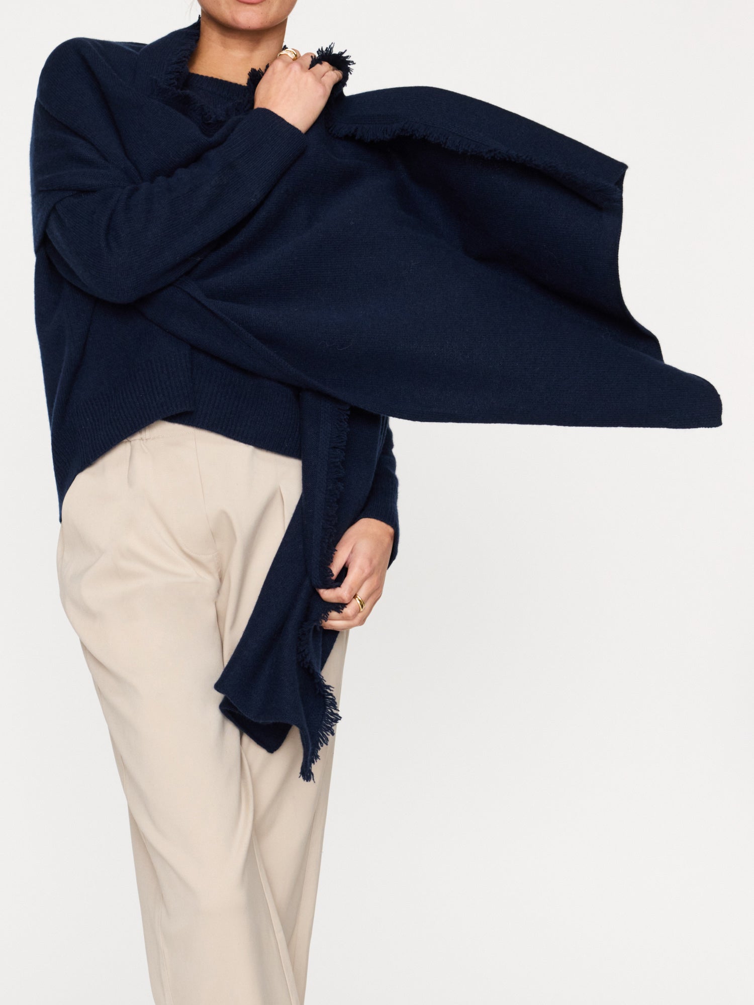 The cashmere fringe wrap