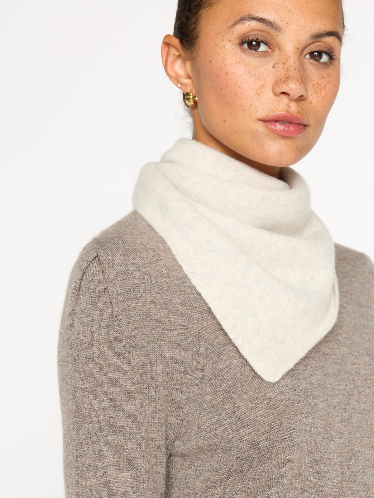 The cashmere neck square