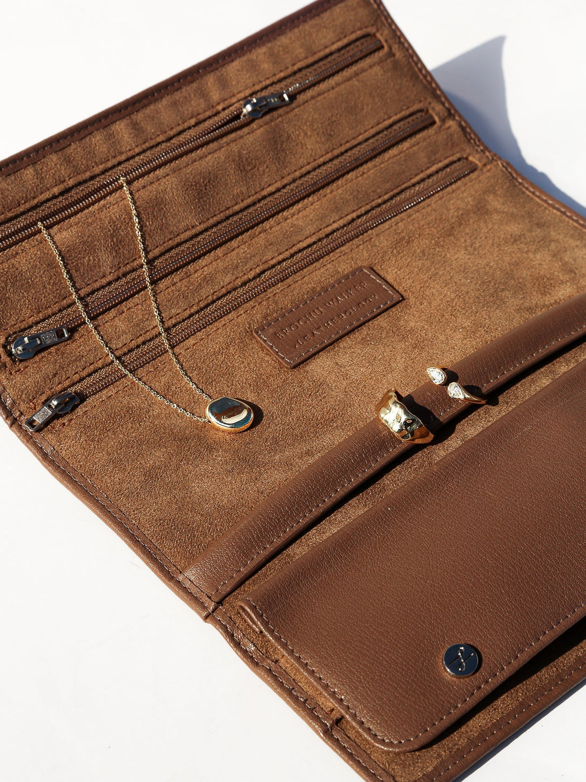 The jewelry travel roll