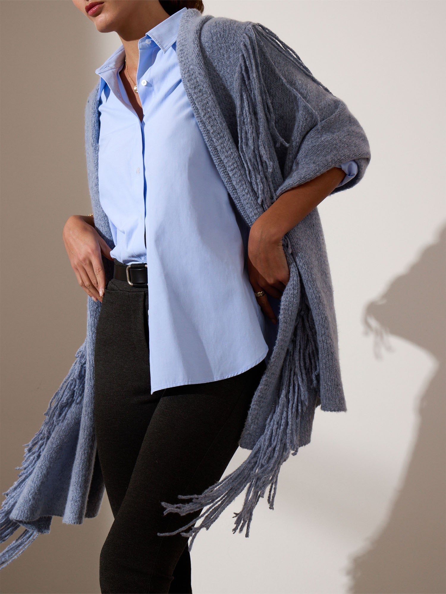 The thela fringe wrap