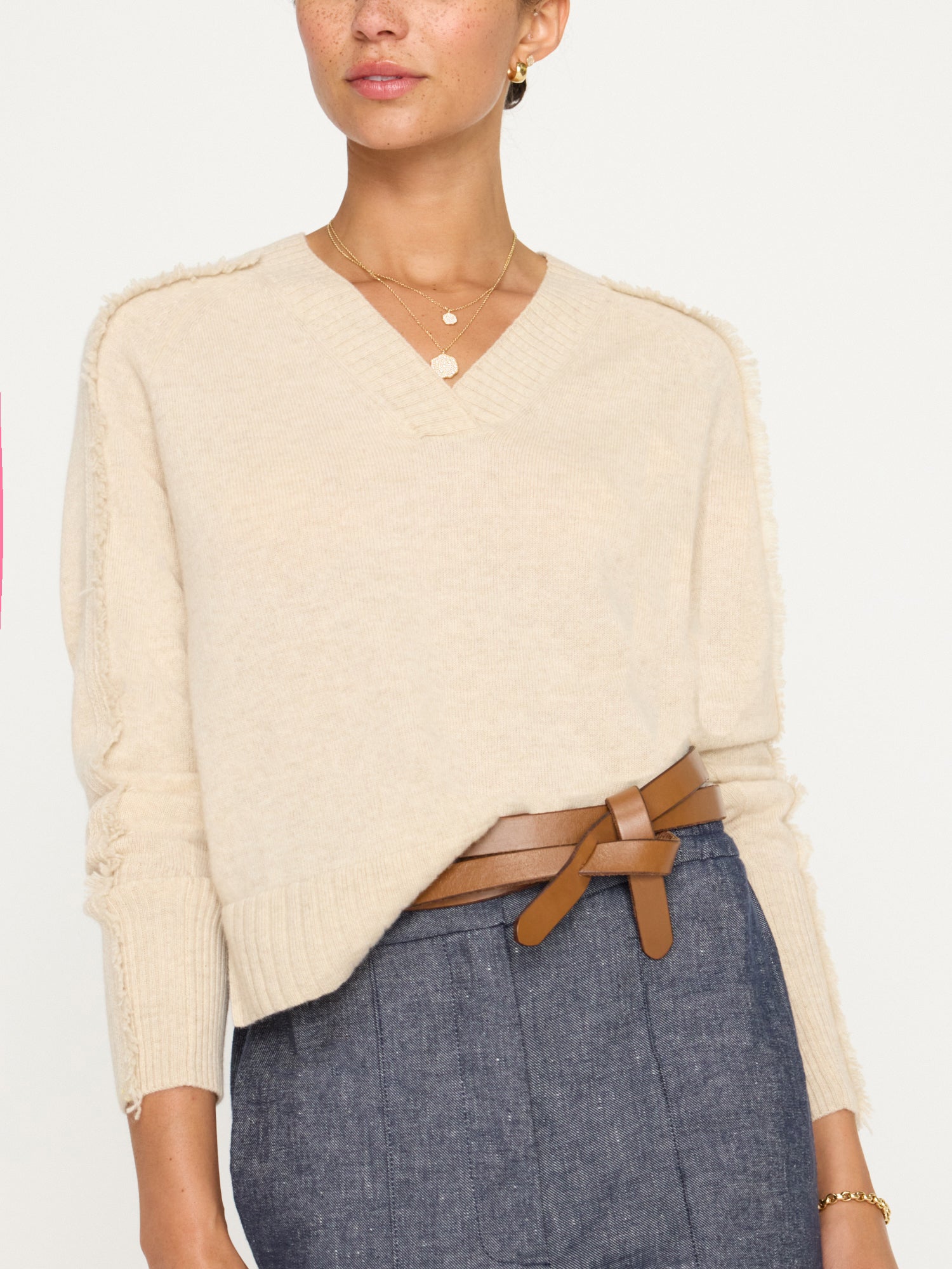 The jolie fringe cashmere vee
