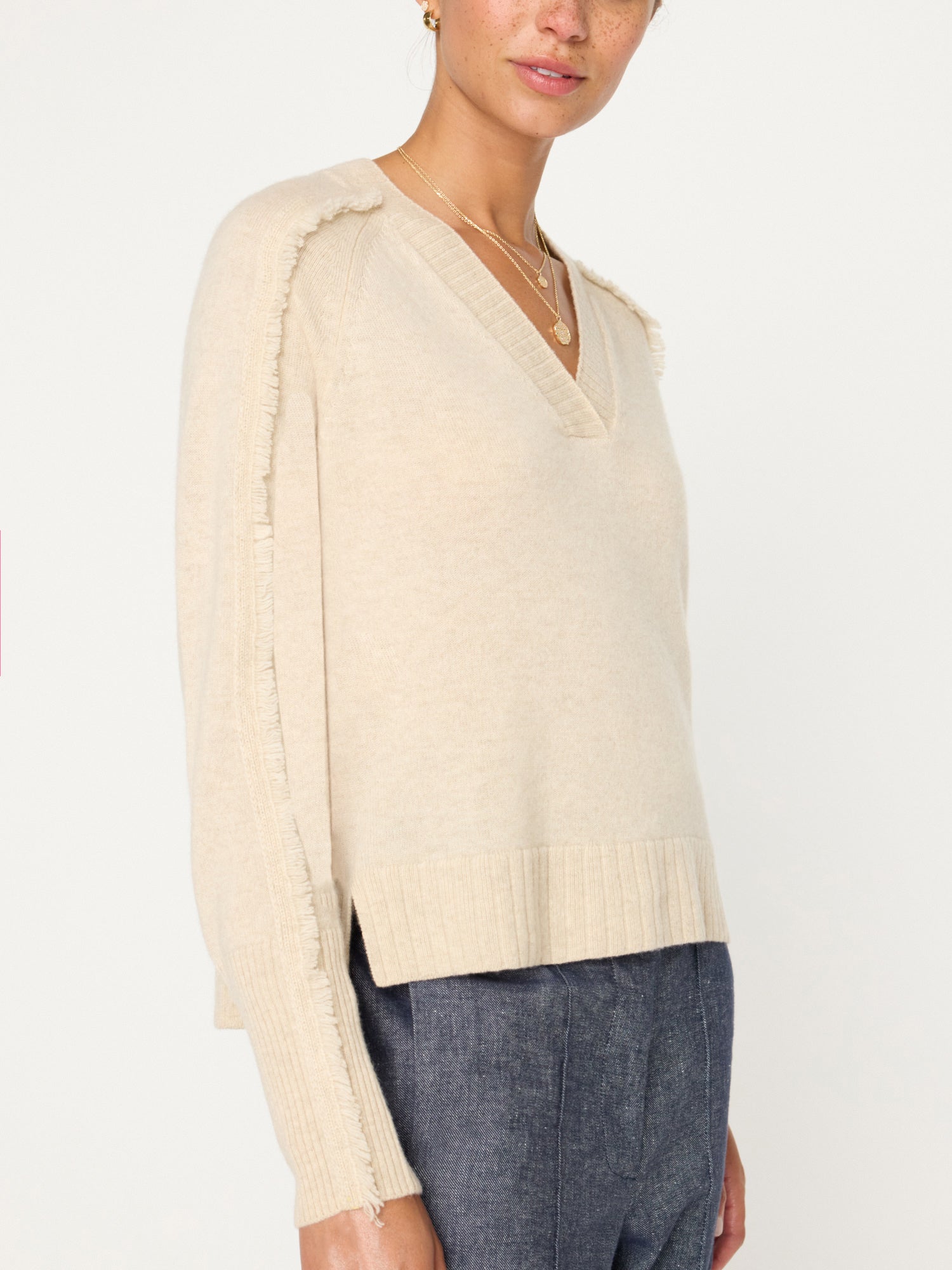 The jolie fringe cashmere vee