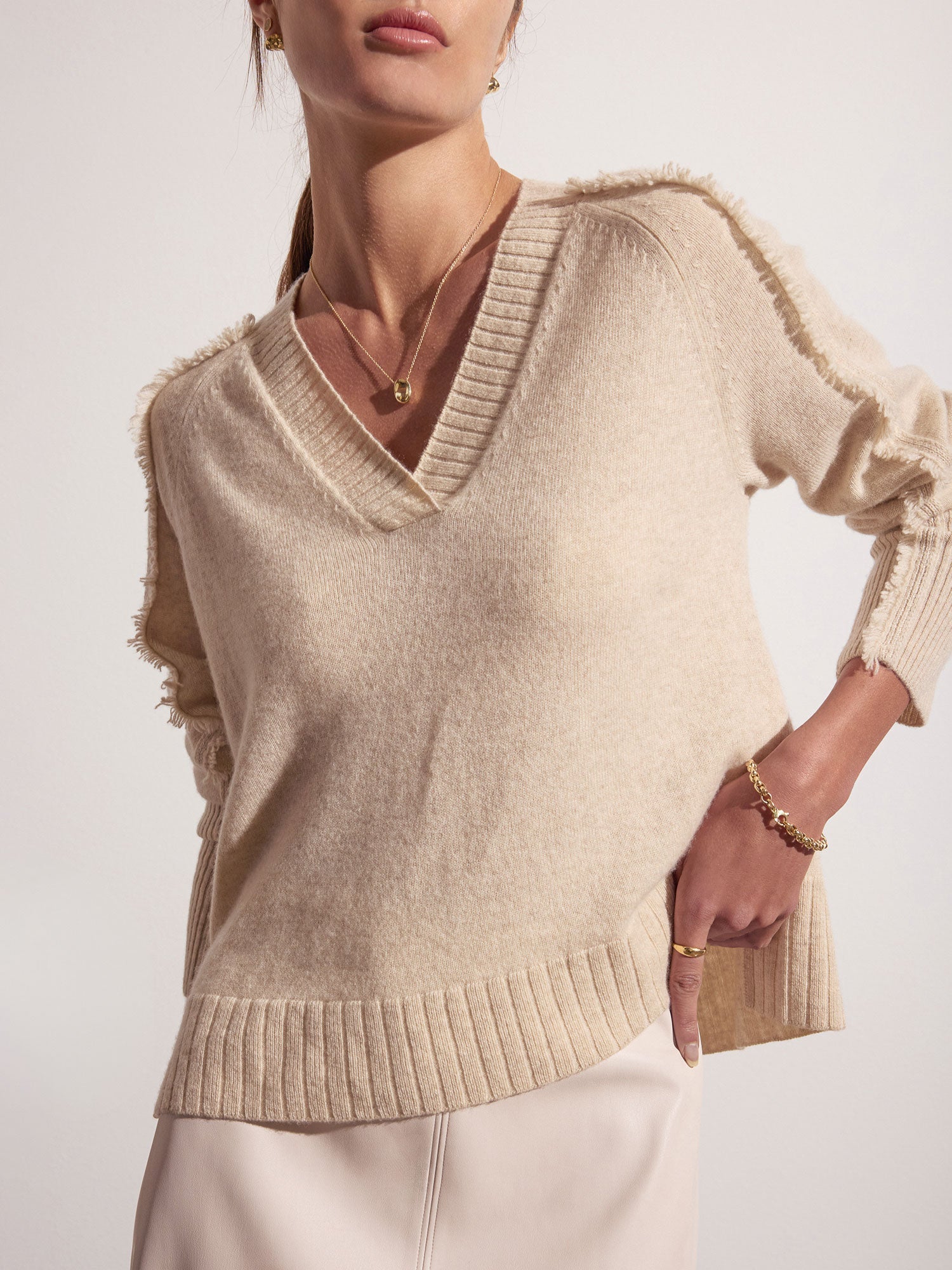 The jolie fringe cashmere vee