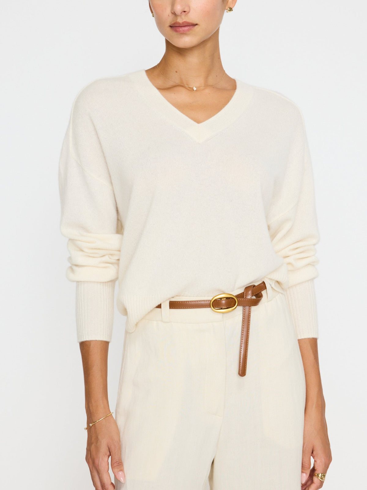 The leia vee cashmere sweater