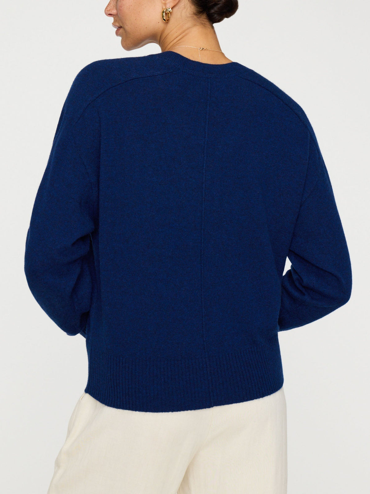 The leia vee cashmere sweater