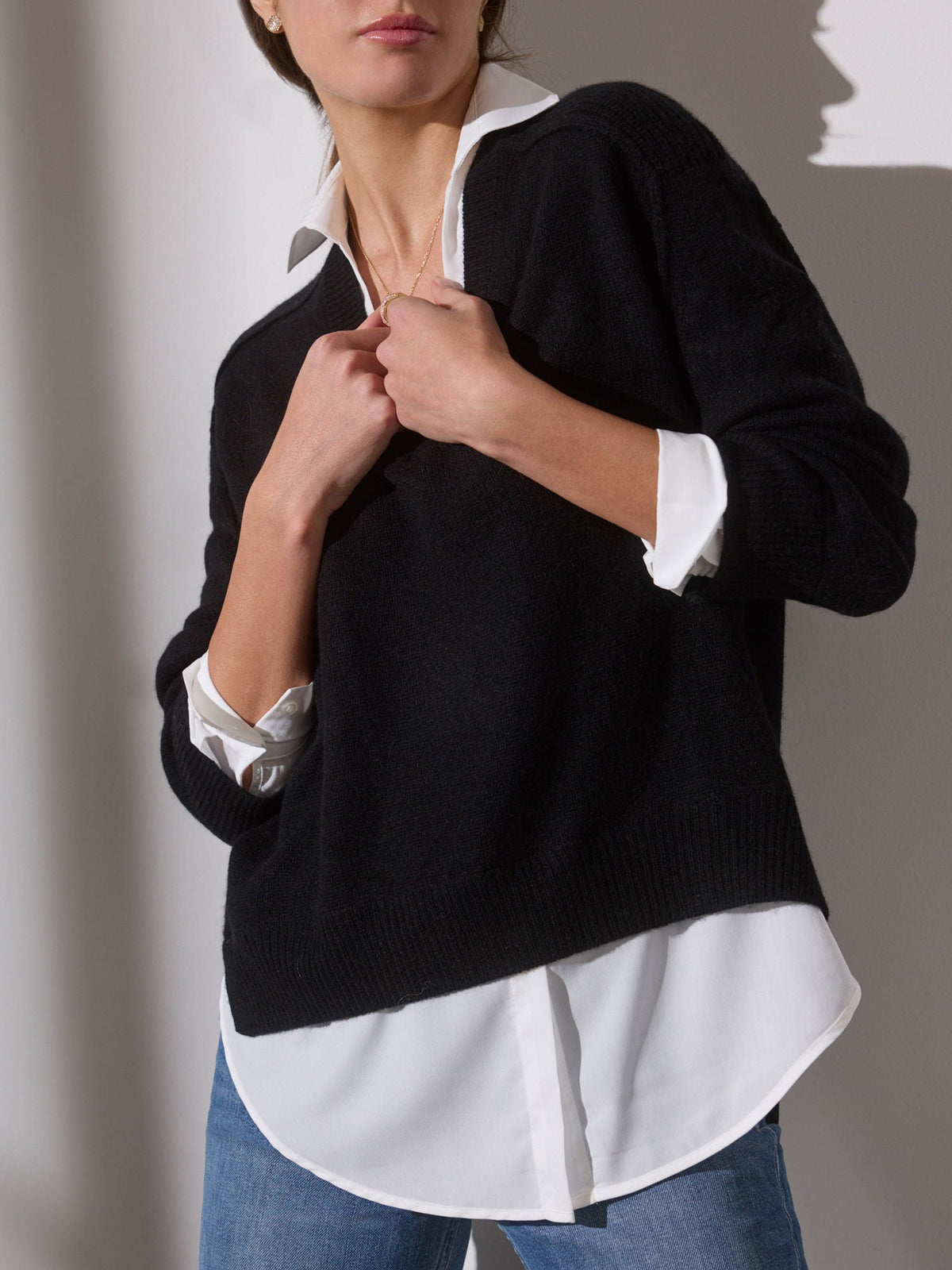 The looker layered v-neck