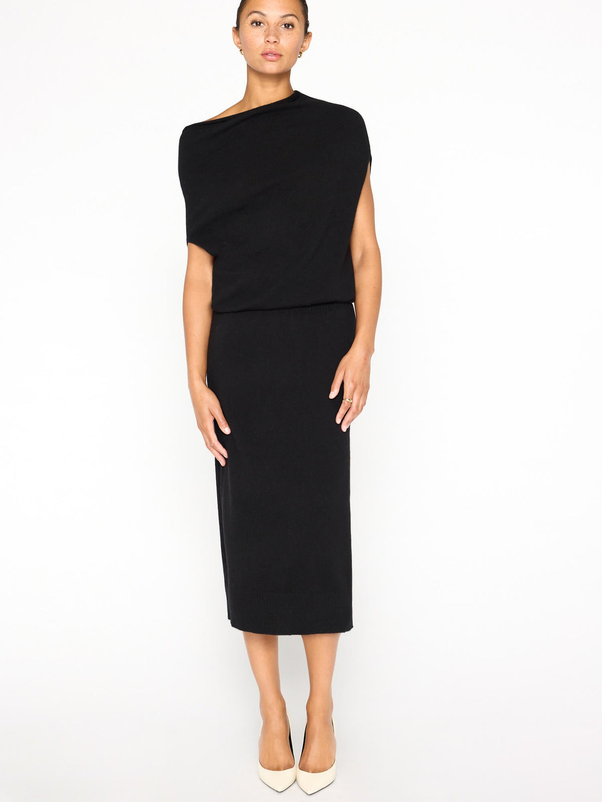 The lori sleeveless cashmere dress