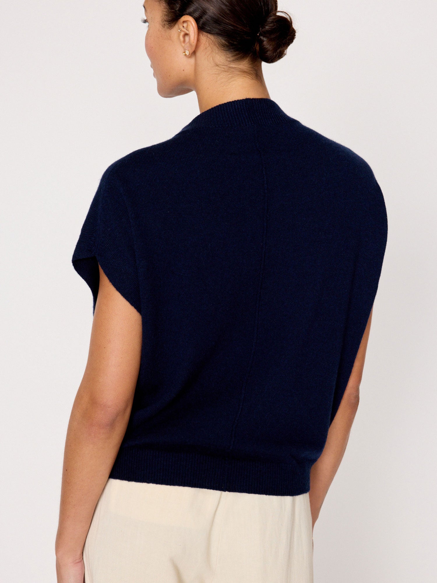 The morten funnel neck cashmere top