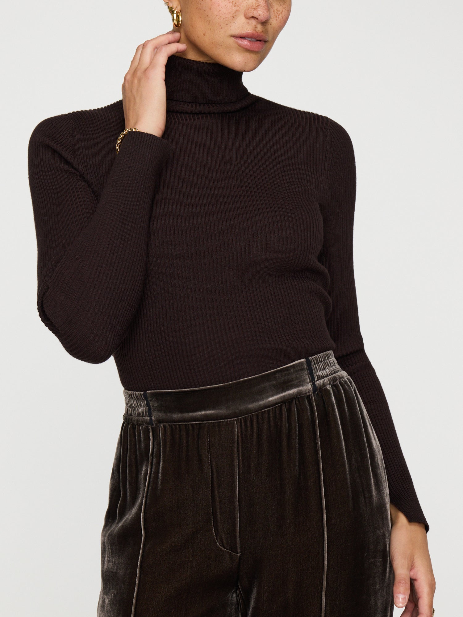 The noel ribbed turtleneck