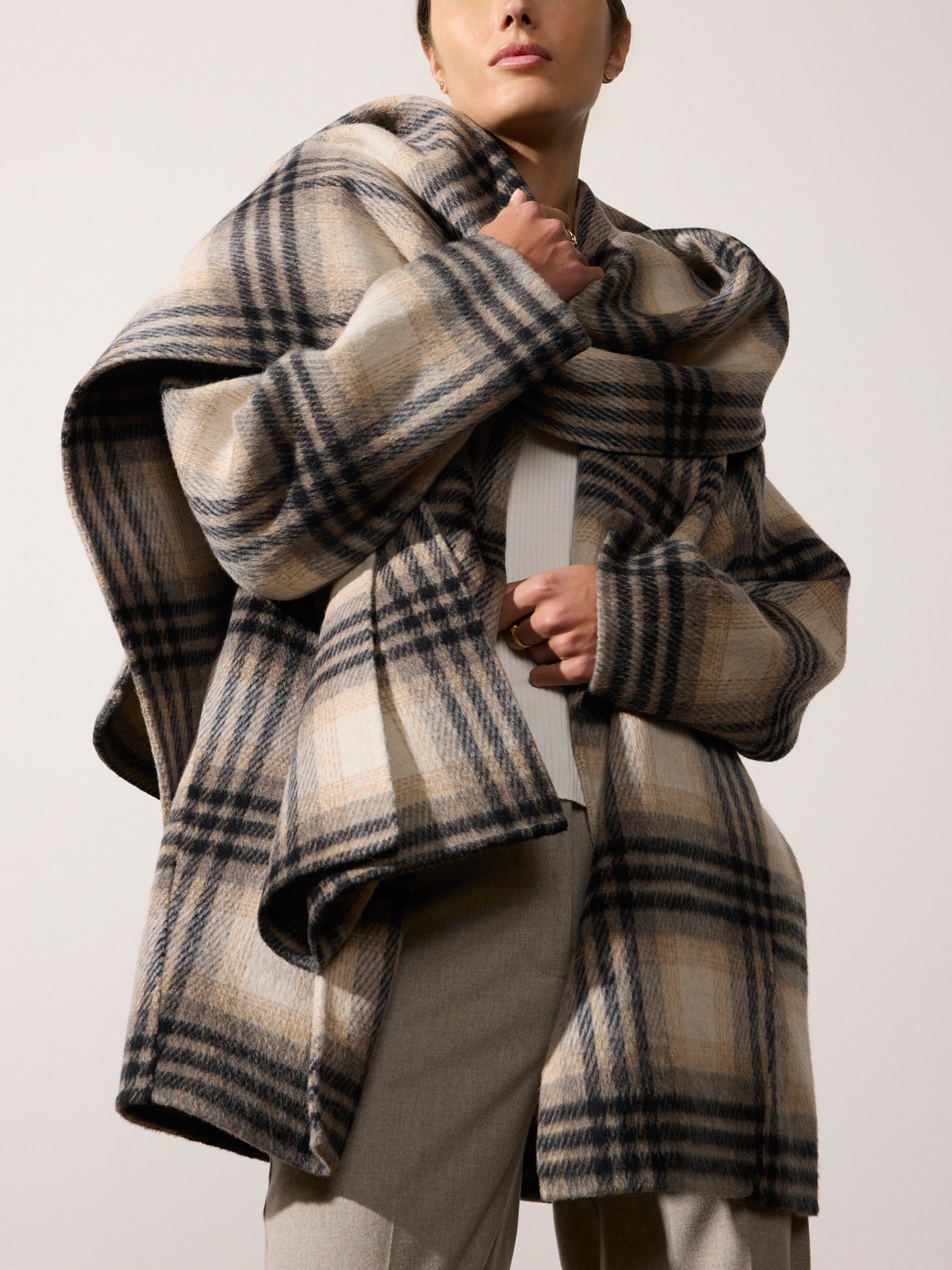 The stowe plaid scarf