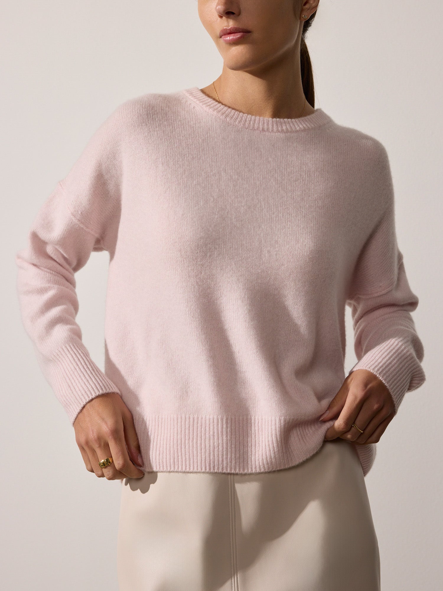 El jersey de cuello redondo The Everyday Cashmere Bright