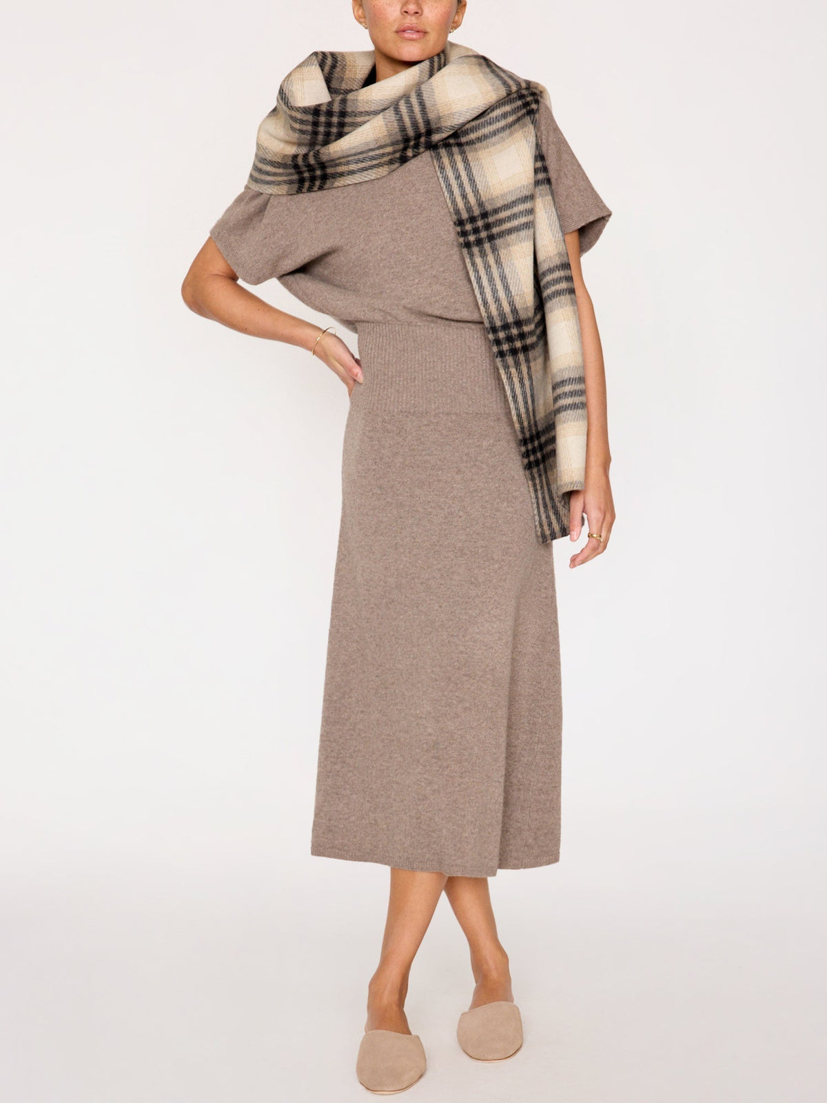 The stowe plaid scarf