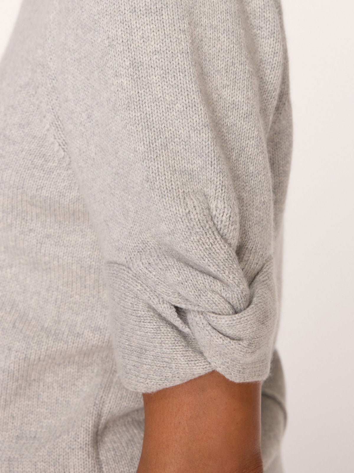 The emmet knot sleeve looker