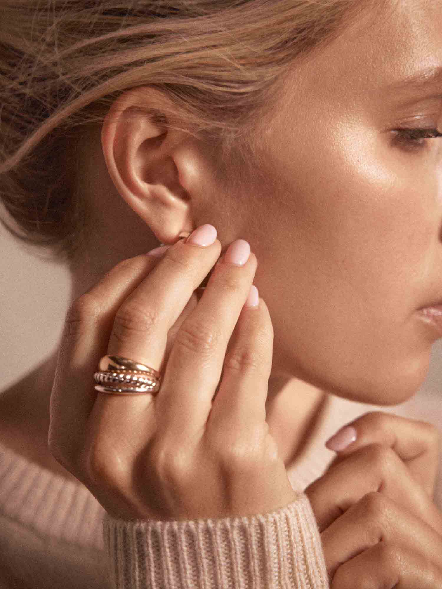 Icons white gold duet ring