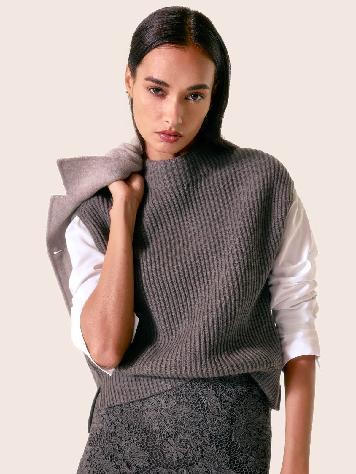 The joni layered looker